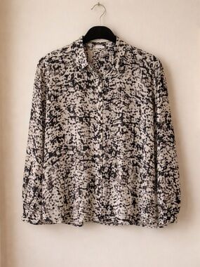Cloth & Stone Speckled Button-Down Blouse